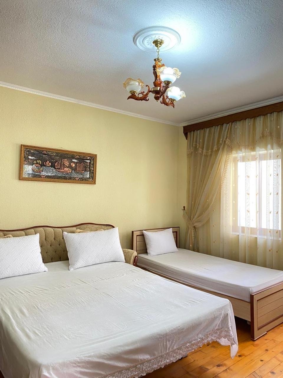 Roelka Guest House Pogradec Exterior foto